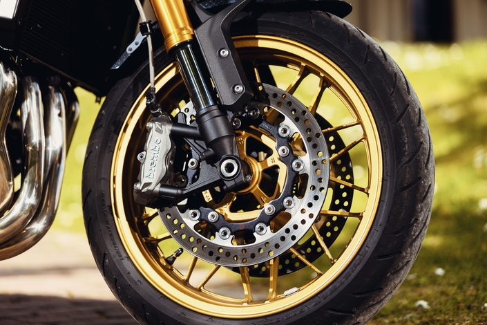 Kawasaki Z900 RS et Z900 RS SE 2026 : vintage tout simplement
