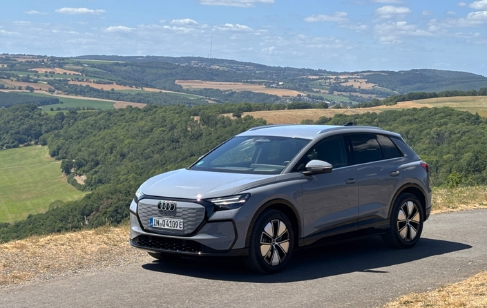 Que vaut le nouvel Audi Q4 e-tron en... entrée de gamme ?