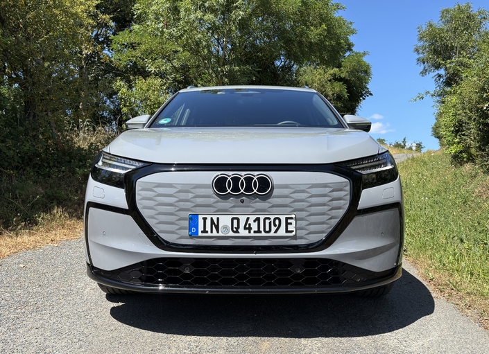 Que vaut le nouvel Audi Q4 e-tron en... entrée de gamme ?