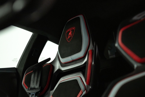 La nouvelle Lamborghini Revuelto promet d’être meilleure sur tous les plans, une SV comme Super Vénère ?