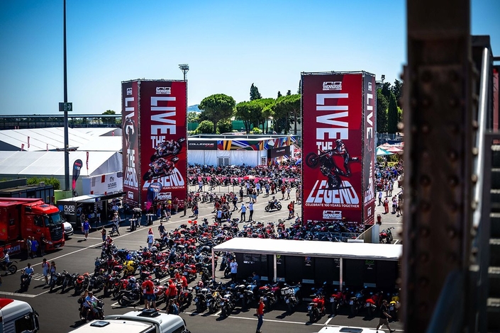 Record historique à la World Ducati Week 2026 : 118 036 fans à Misano !