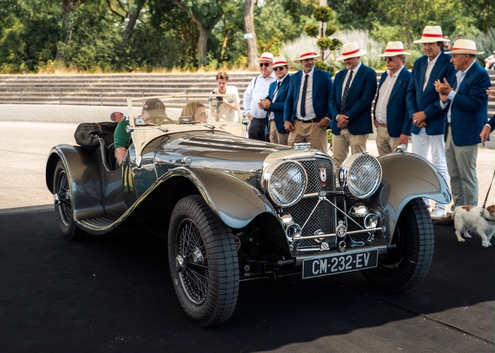 La Jaguar SS100 distinguée en catégorie C.