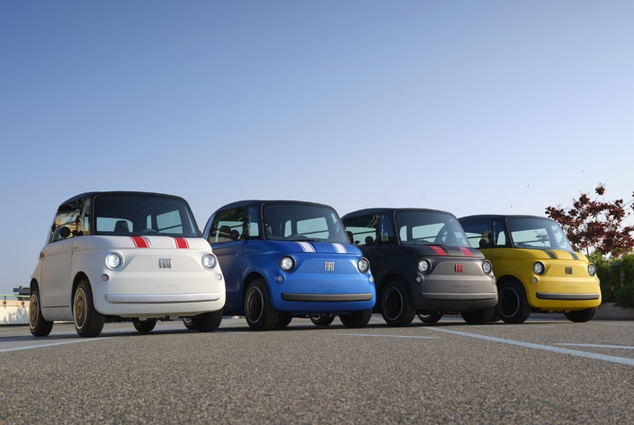 La Fiat Topolino Sport joue déjà la carte de la sportivité.