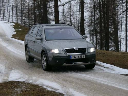 Essai - Skoda Octavia Scout : la Combi 4x4 enfile le short