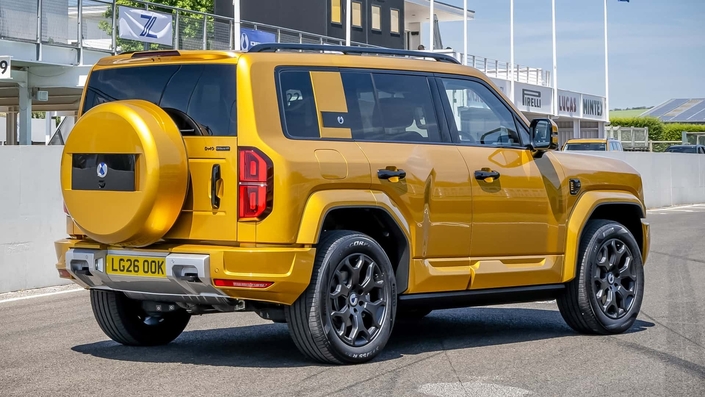 La ressemblance avec certains concurrents est évidente, mais ce SUV a de l’allure.