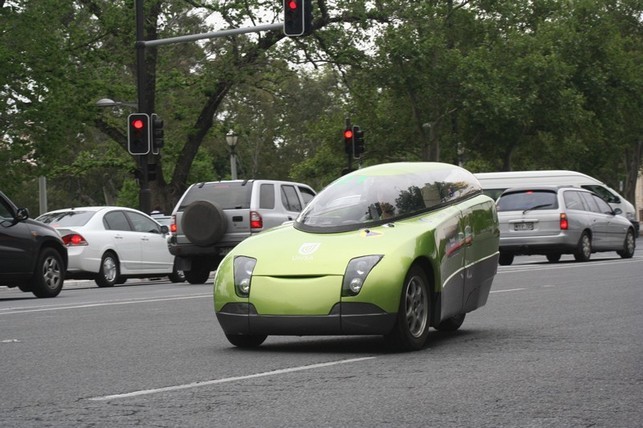 Trev : un concept de véhicule à 3 roues 100% électrique qui voit la vie en vert !