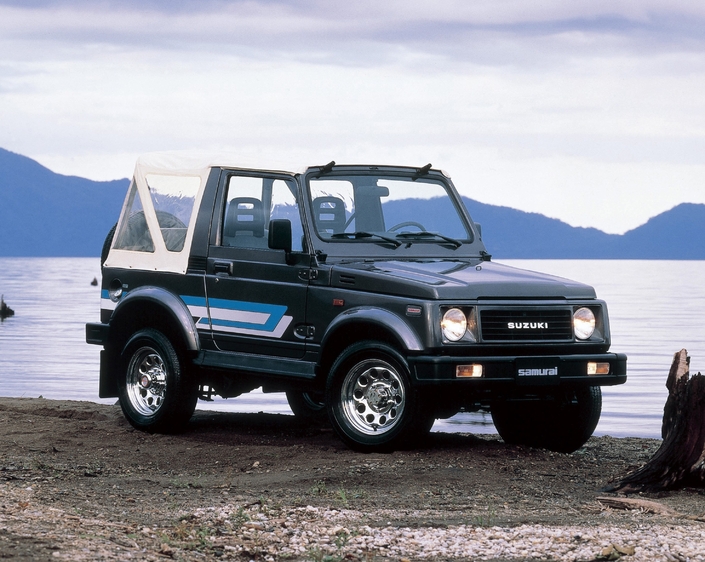 Citroën Méhari, Mini Moke, Suzuki Samouraï et les autres : quel prix pour les stars des "voitures de plage" en occasion ?