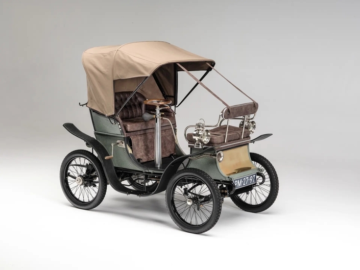 La de Dion Bouton Vis à Vis sera produite à des milliers d'exemplaires dès 1898. Photo : RM Sotheby's.