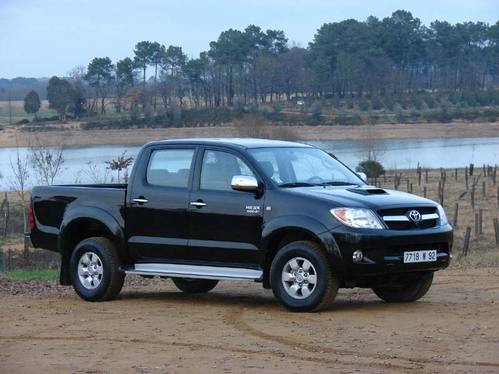 Essai - Toyota Hilux 3.0 D-4D : utilitaire ou loisirs ?