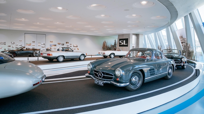 Mercedes SL : rétrospective à Stuttgart, mais aussi sur Instagram