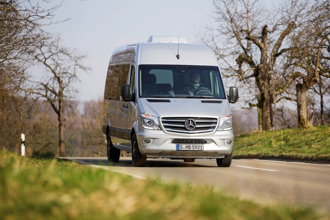 Mercedes célèbre les 20 ans de son fourgon avec la série spéciale Edition Sprinter