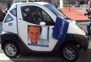 Elections municipales 2008 à Lyon : Dominique Perben propose un système de voitures électriques en libre-service 