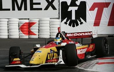 Champcar Mexico: Bourdais, à la force du poignet