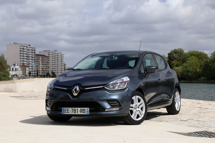 Une Renault Clio 4 de 2016, star de nos routes de 2026.