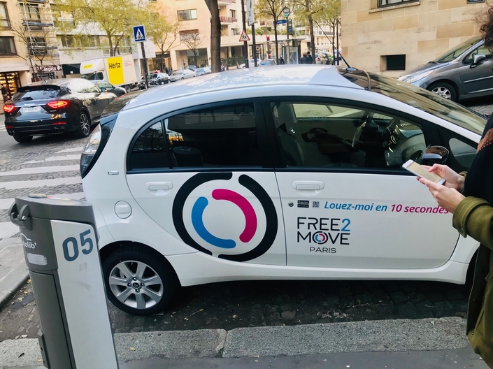 Free floating - On a testé Free2 Move dans les rues de Paris