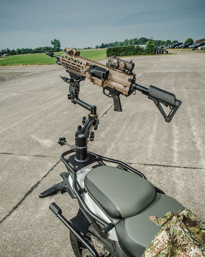 Inspirée de la guerre en Ukraine, la France développe une moto de combat ultra-agile