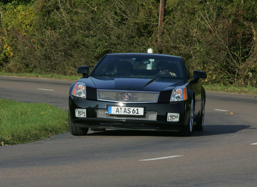Essai vidéo - Cadillac XLR-V : elle XLR-Vite