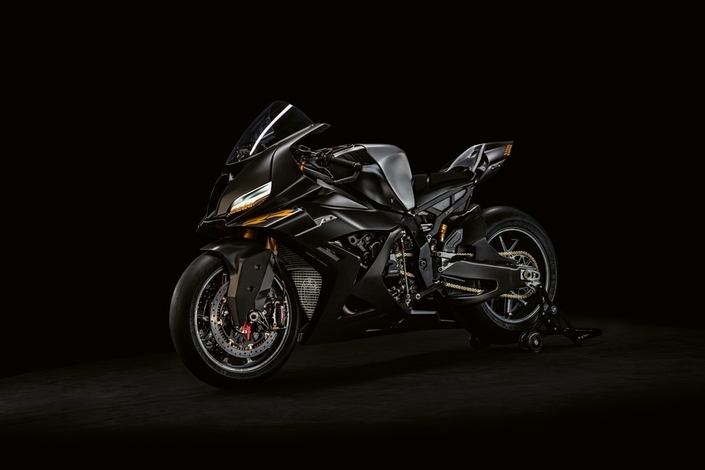 BMW Concept RR : le monstre full carbone de plus de 230 chevaux proche de la série !