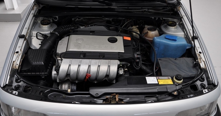 En lui-même, le VR6 de la Passat est très solide, mais son circuit de refroidissement un peu sous-dimensionné est à surveiller pour ne pas claquer un joint de culasse.