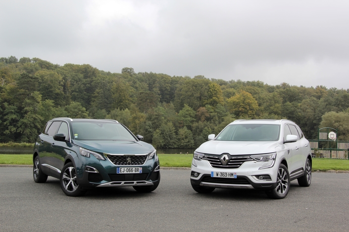 Le Peugeot 5008 est photographié en finition GT-Line et non Allure.