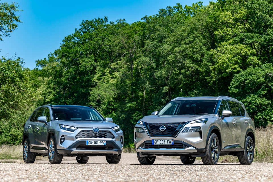 Comparatif ??? Nissan X-Trail VS Toyota Rav4 : le match des ex-best seller