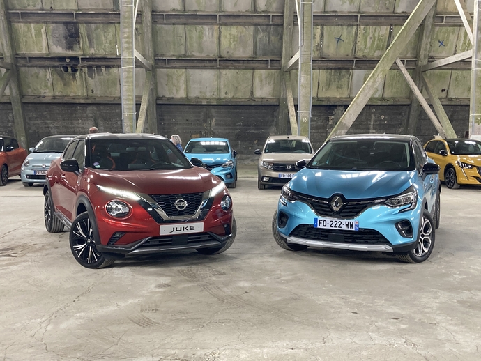 Duel Nissan Juke Vs Renault Captur Pionnier Contre Reference Salon Caradisiac 2020
