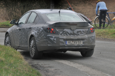 Future Opel Insignia : le plan média caustique