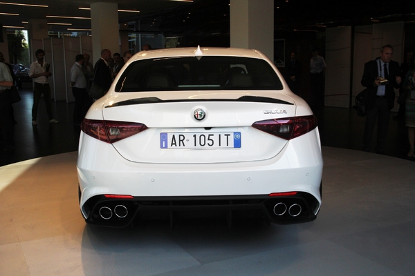 https://images.caradisiac.com/images/3/3/6/3/103363/S7-Presentation-video-Alfa-Romeo-Giulia-le-phoenix-356916.jpg S7-Presentation-video-Alfa-Romeo-Giulia-le-phoenix-356916