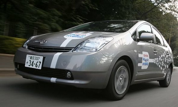 Salon de Genève 2008-Toyota : Prius plug-in hybride, Urban Cruiser, iQ, Concept 1/X et i-Real  