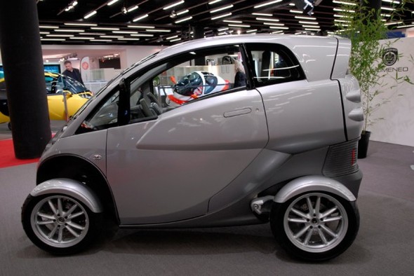 Salon de Genève 2008 : LUMENEO SMERA, un véhicule électrique qui fait des étincelles !