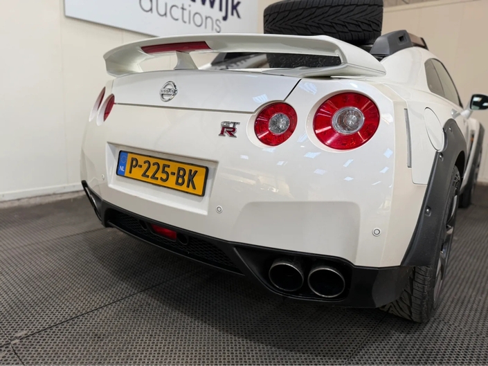 Une Nissan GT-R transformée en coupé de la fin du monde