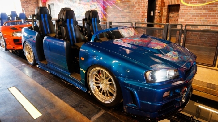 Les gens s’amusent tellement sur l’attraction Fast & Furious que les voisins n’en peuvent plus
