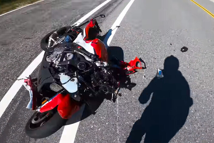 Près d'un motard sur deux a déjà frôlé l'accident : les routes sont-elles devenues le premier danger ?