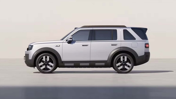 Le nouveau Freelander 8 dévoile son intérieur, entre en production, et ouvre son carnet de commandes