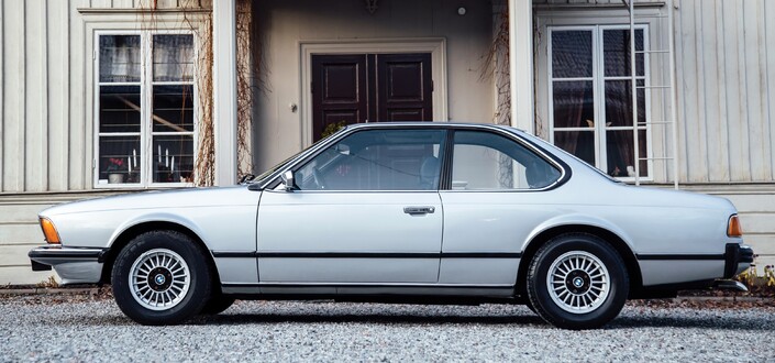 Ligne fine et très équilibrée pour la BMW 633 CSI, lancée en 1976. Paul Bracq a participé à une belle oeuvre !