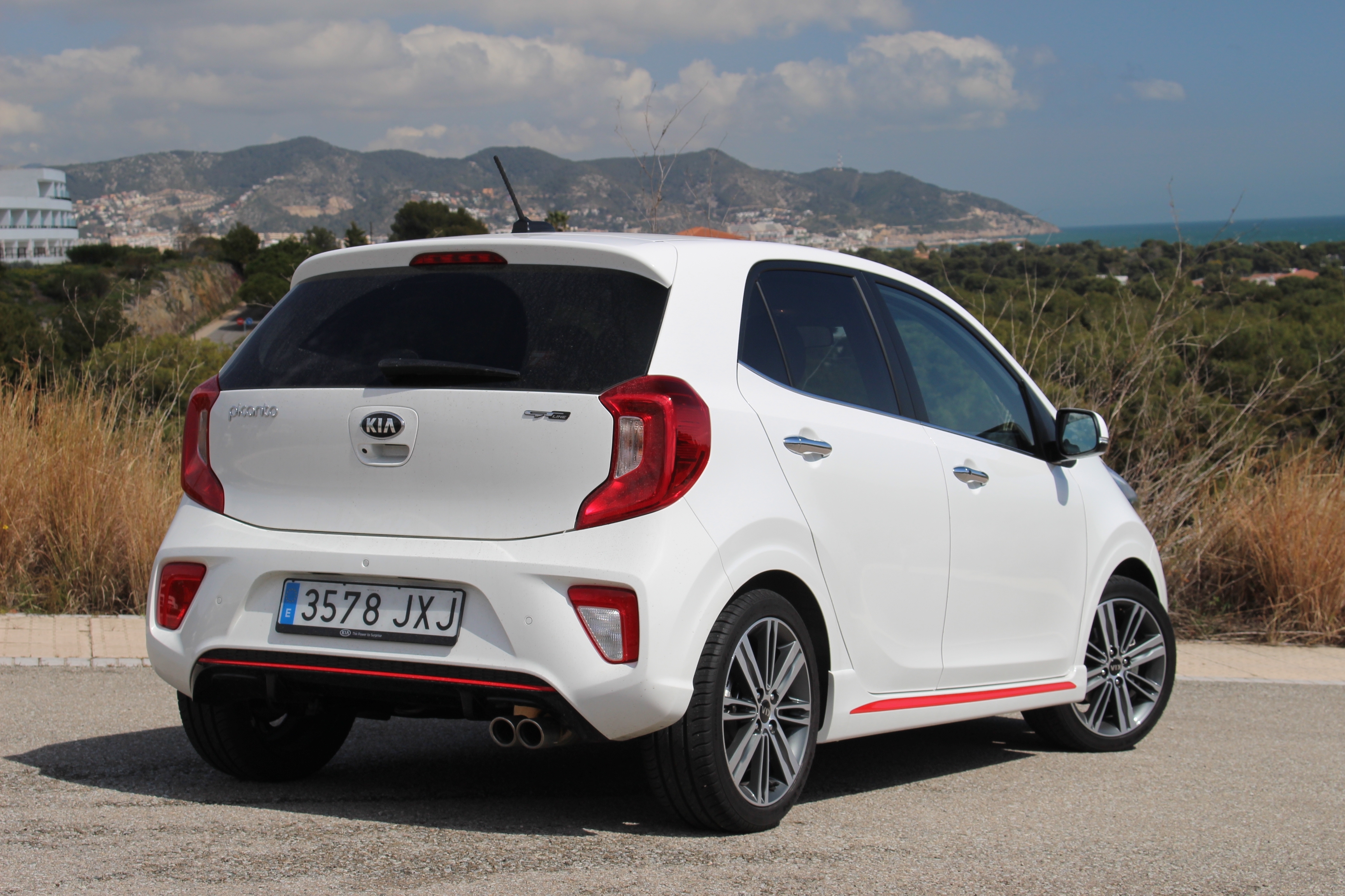 Kia picanto luxe