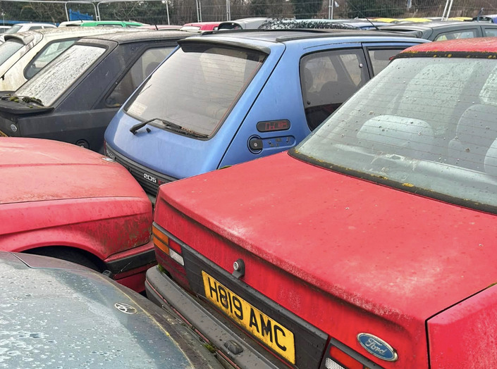 Voici sans doute le cimetière de youngtimer le plus triste jamais découvert