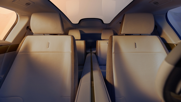 Plus de lunette arrière, intérieur minimaliste... À quoi ressemble vraiment le grand retour de Jaguar ?