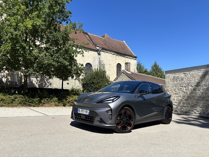 Cupra Raval « Endurance » : une vraie petite routière électrique ?