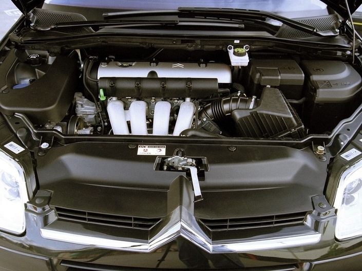 Le moteur EWJ des Citroën C4 VTS 2,0 l se révèle d'une robustesse très enviable, surtout face aux productions récentes de PSA !