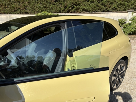Leapmotor arrive sur le segment des compactes électriques avec sa B05 vendue au prix d’une citadine