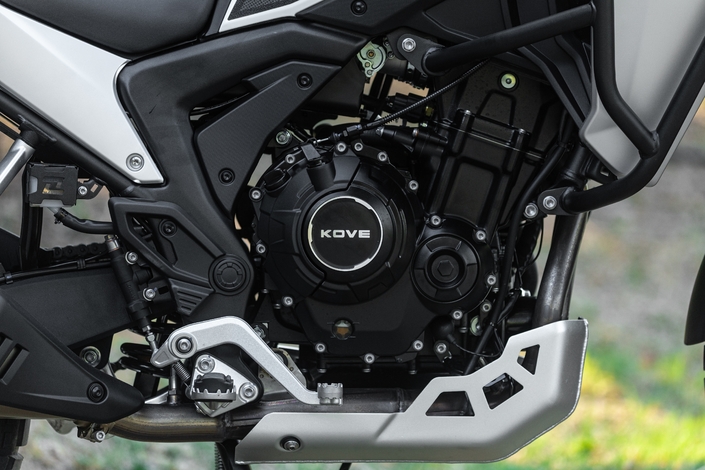 Kove 625 X Pro : le trail middle-size qui  vise grand !
