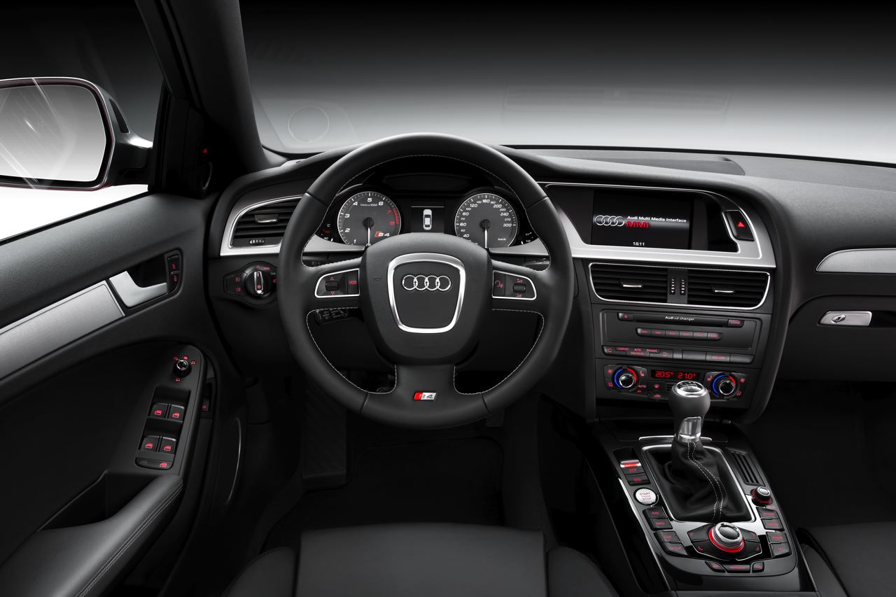 Audi S4 Et S4 Avant Officielles 333 Ch Chacune