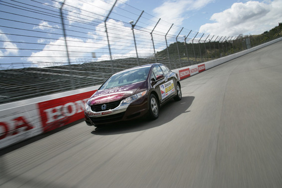 Indy Japan 2008 : Honda FCX Clarity Fuel Cell Pace Car 