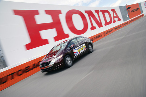 Indy Japan 2008 : Honda FCX Clarity Fuel Cell Pace Car 