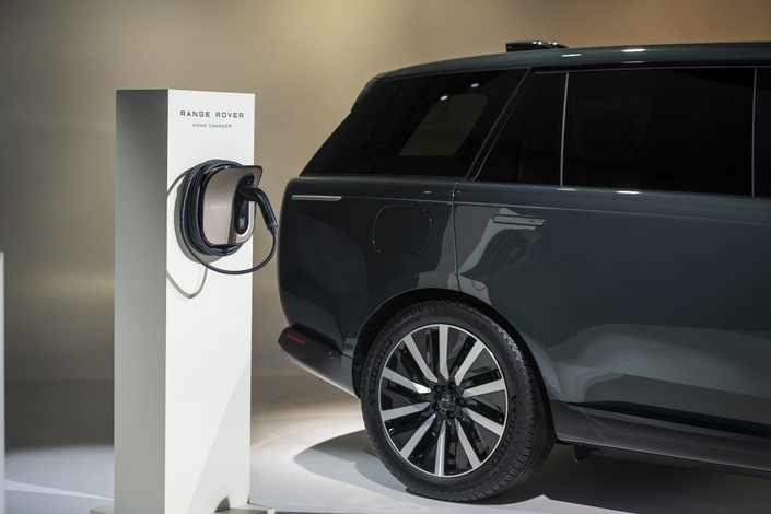 La batterie du Range Rover Electric est garantie huit ans ou 160 000 km.