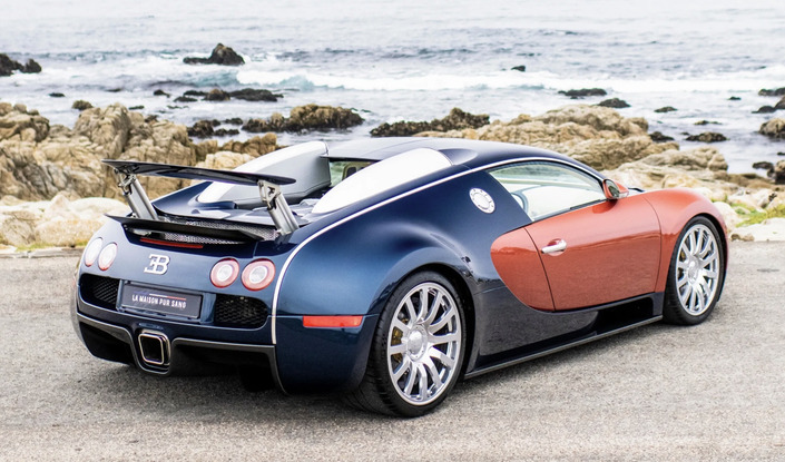 Oui, cette Bugatti Veyron a des nouvelles jantes.