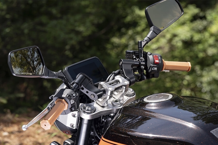 Ligne Moriwaki, peinture pailletée et queue de canard : la nouvelle Honda CB1000F sublimée par Daytona