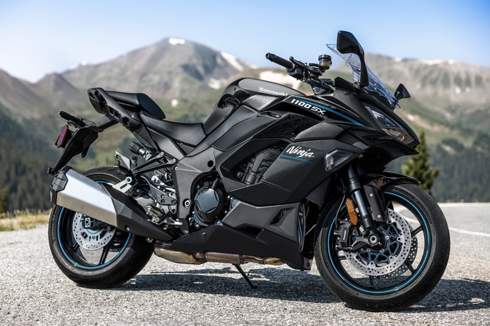 Les Kawasaki Versys 1100 et Ninja 1100SX poursuivent leur route en 2027
