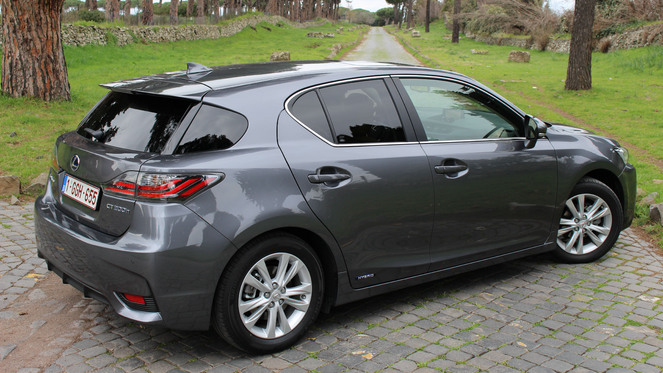 Essai - Lexus CT200h restylée : léger repoudrage